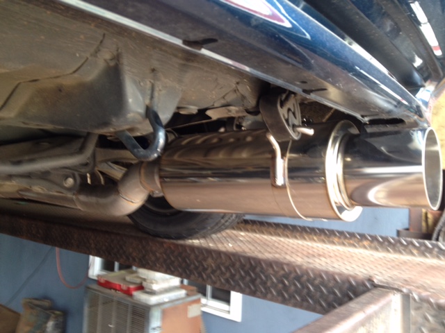 V tec Honda intercooler piping and emissions legal exhaust